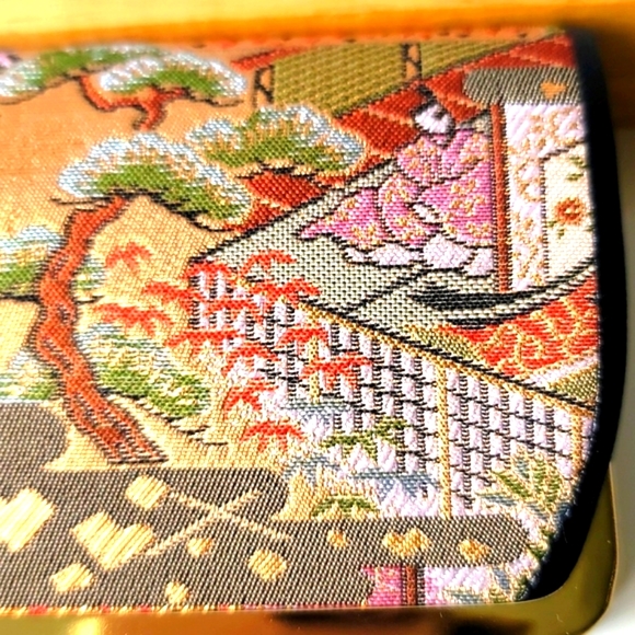 Vintage Women's Handmade Clutch - Picture 3 of 6